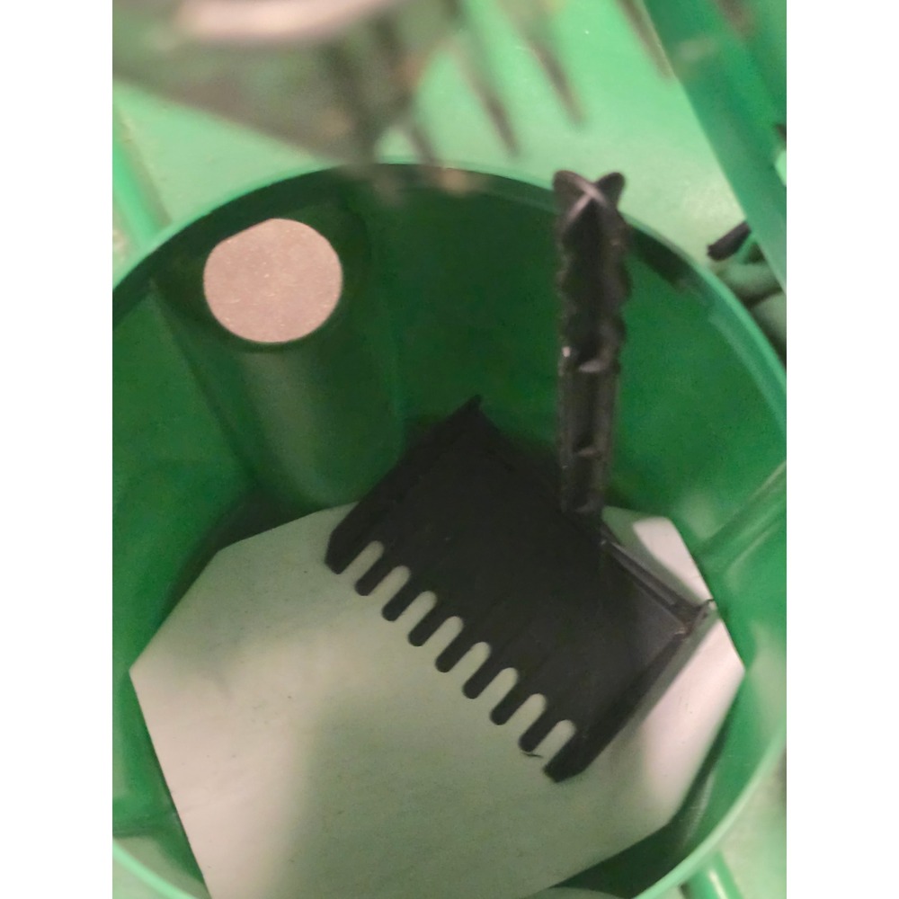 Doggie Dooley In-Ground Pet Waste Disposal System Green Septic Tank Foot Pedal - Picture 3 of 4